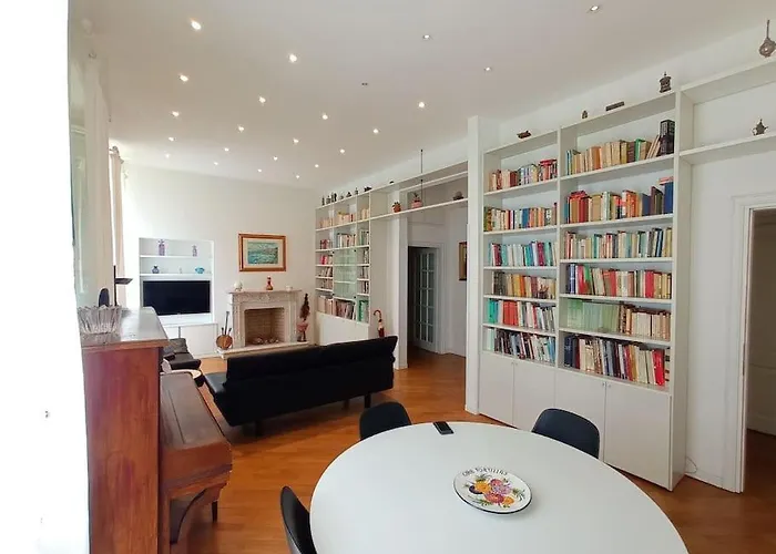 Minzoni: Quiet, Bright & * La Spezia